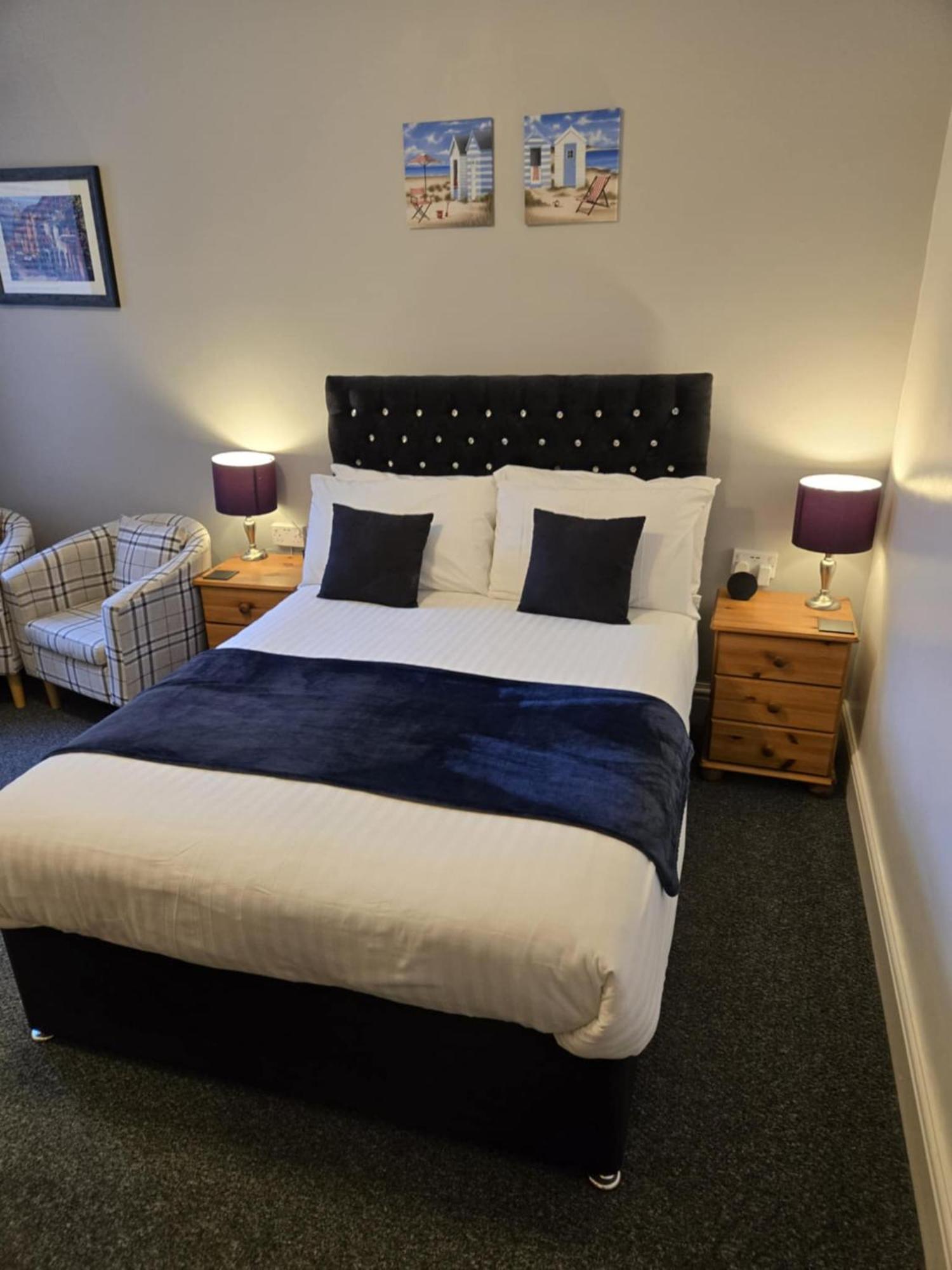 Q - Accommodation Blackpool Exterior photo